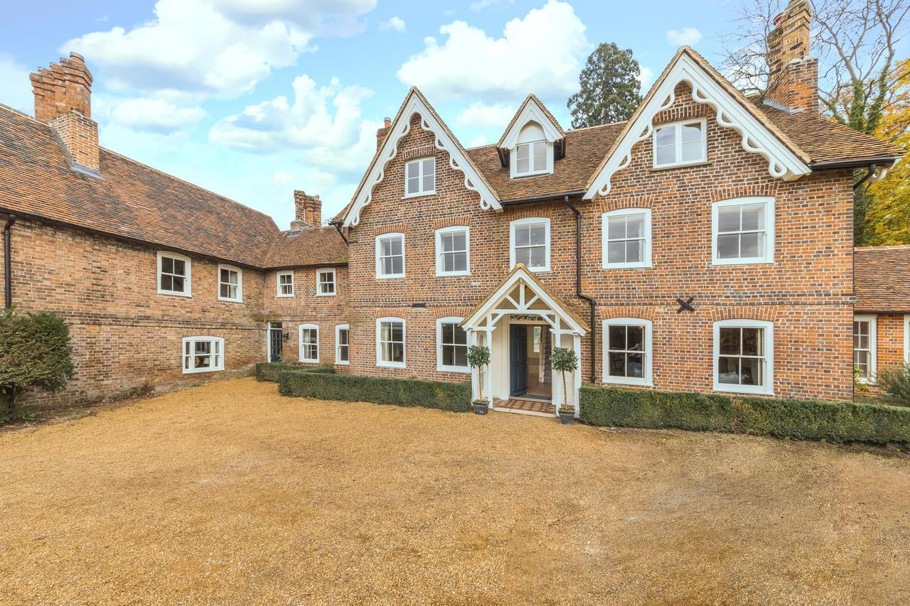 Hotel Lawn House Hatfield  Exteriér fotografie